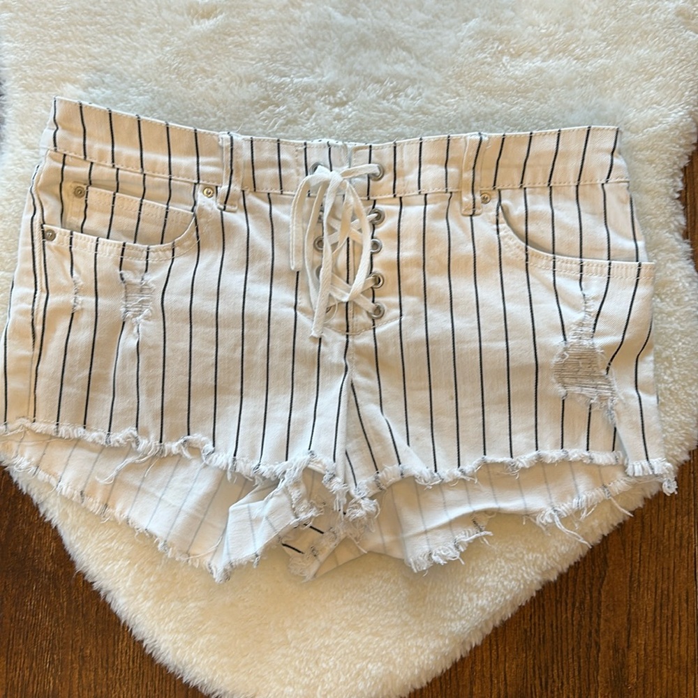 Billabong shorts
